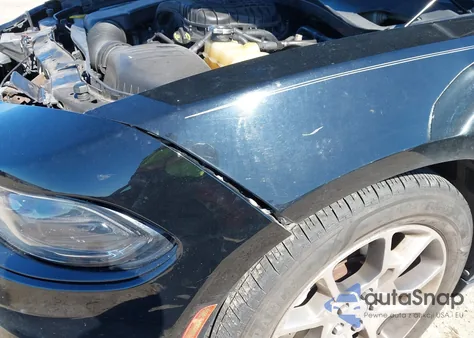 2015 Dodge Charger Sxt z USA, uszkodzony, nr VIN 2C3CDXJG7FH926166